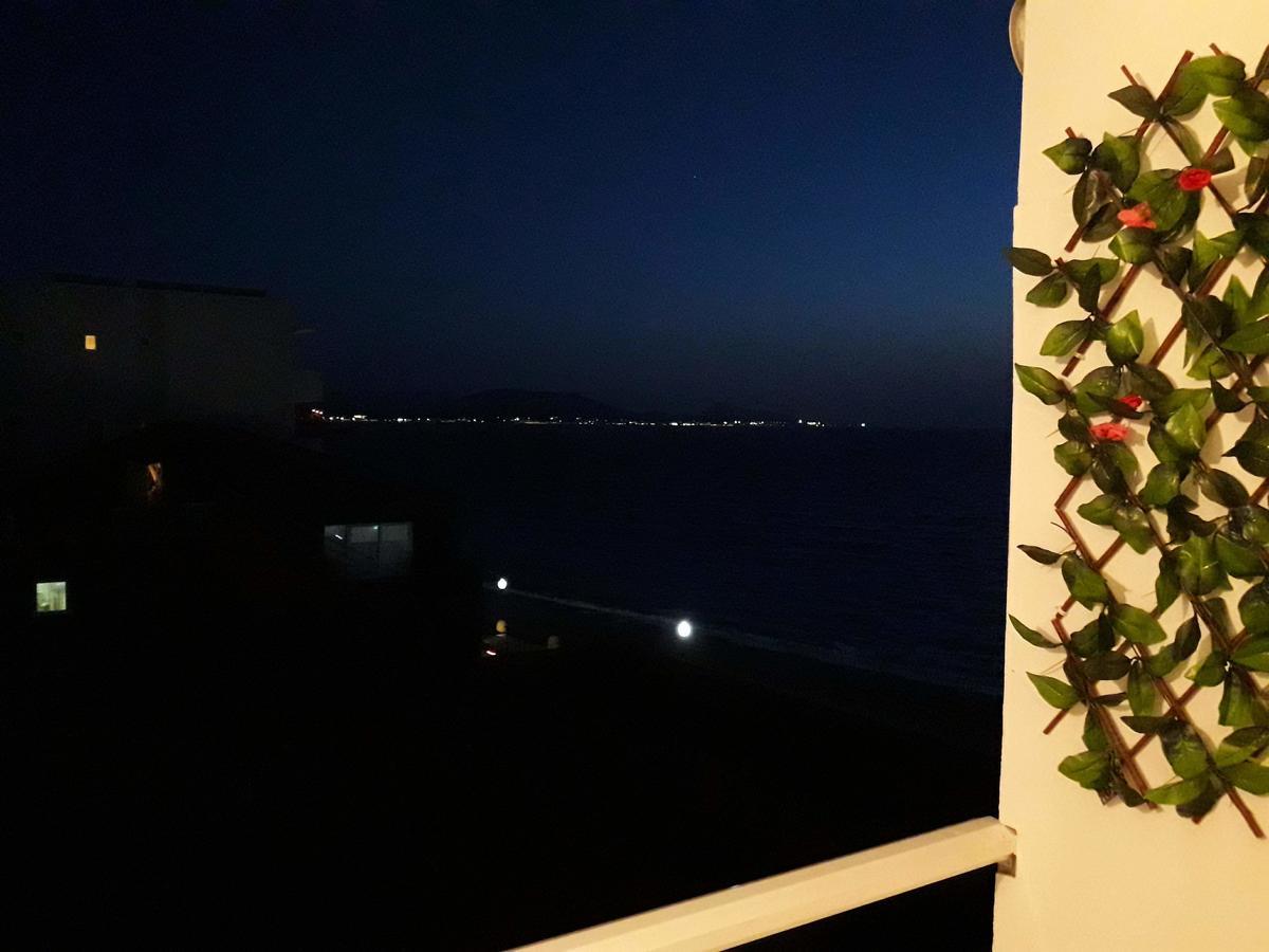 Apartament A Unique Seaside View!!! Rhodes City Zewnętrze zdjęcie