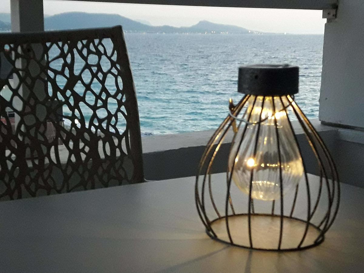 Apartament A Unique Seaside View!!! Rhodes City Zewnętrze zdjęcie